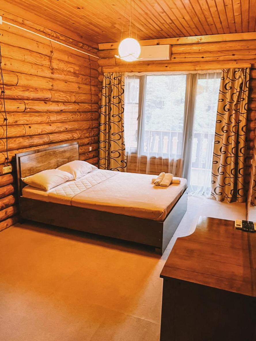 Hotel Chveneburi Machakhlispiri Rom bilde